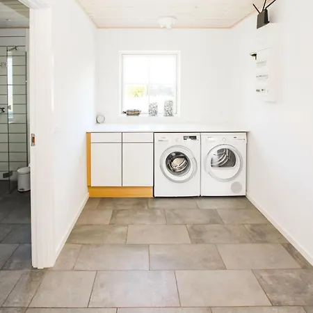 Gorgeous In Samso With Wifi Holiday home